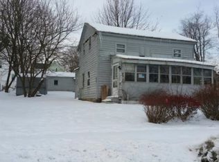 213 Maple Ave N, Saratoga Springs, NY 12866