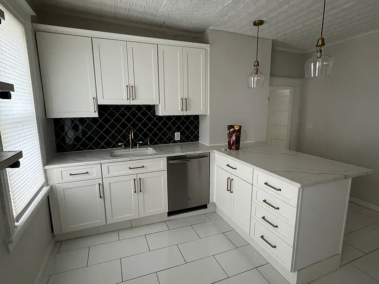 149 Claremont Ave #1 — Photo 1