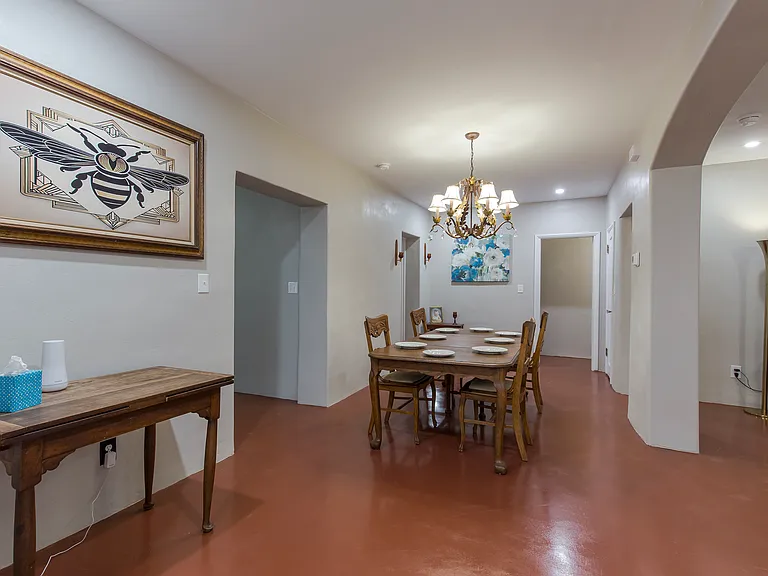 3816 E Lee St — Photo 5