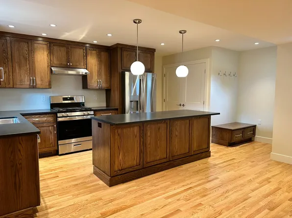 2606 Larkins Way, Pittsburgh, PA 15203