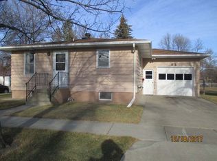 322 3rd Ave NW, Hazen, ND 58545