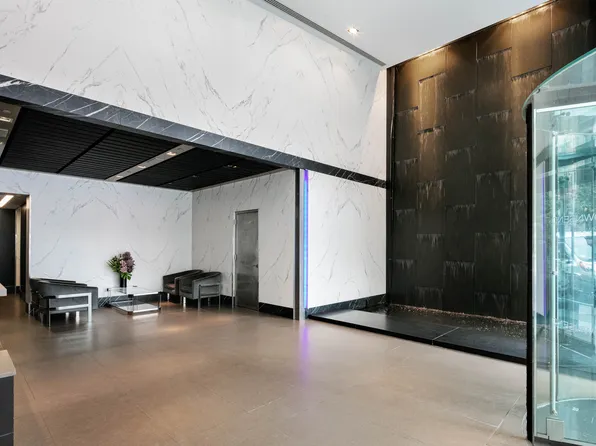 350 West 37th Street image 6 of 7