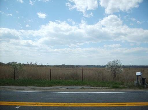 2nd image of 46 N End Blvd