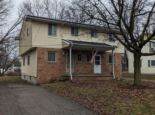 328 Bon Air Rd, Lansing, MI 48917