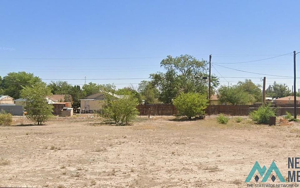 1st image of 1004 N 7th St