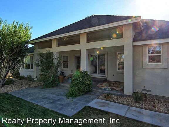 2nd image of 111 Desert Lakes Dr