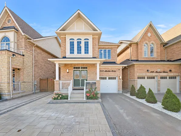 238 Mactier Dr, Vaughan, ON L4H 4L7