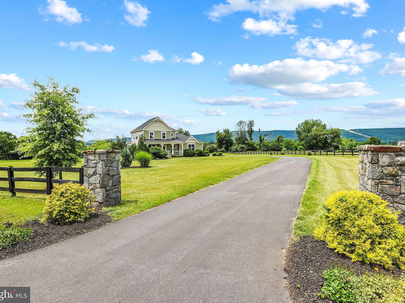12155 Sunflower Field Pl, Lovettsville, VA 20180 Zillow