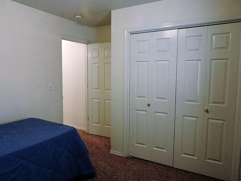 624 Alturas St — Photo 10