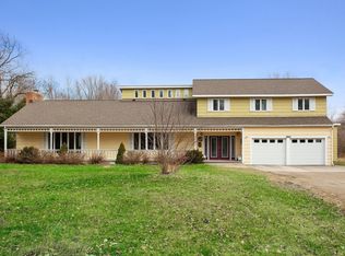 13827 Prairie Rd, Three Oaks, MI 49128