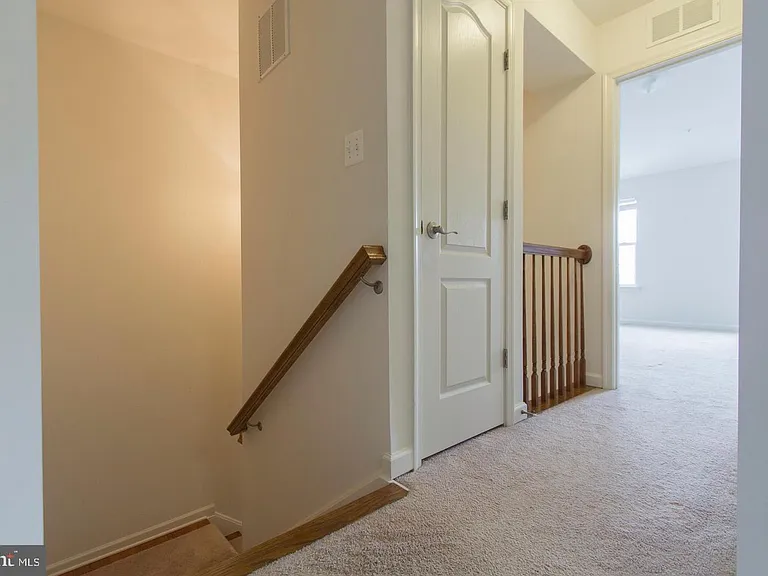 23045 Sweetspire Dr — Photo 22