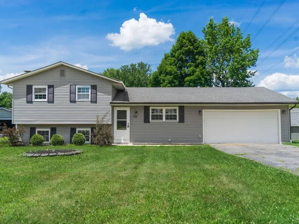 178 Donerail Dr, Pataskala, OH 43062
