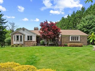 3158 Eden Trl, Brighton, MI 48114