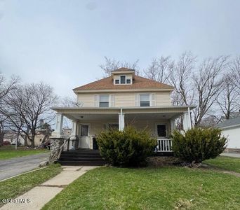 10 4th Street, Amsterdam, NY, 12010