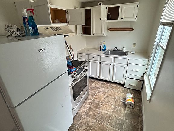 5th image of 109 Union Ave APT 7