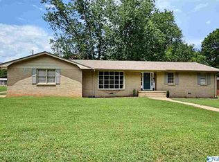 4624 Ardmore Dr NW, Huntsville, AL 35816