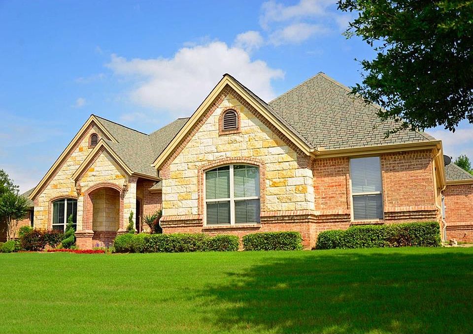 1st image of 609 Lantana Drive