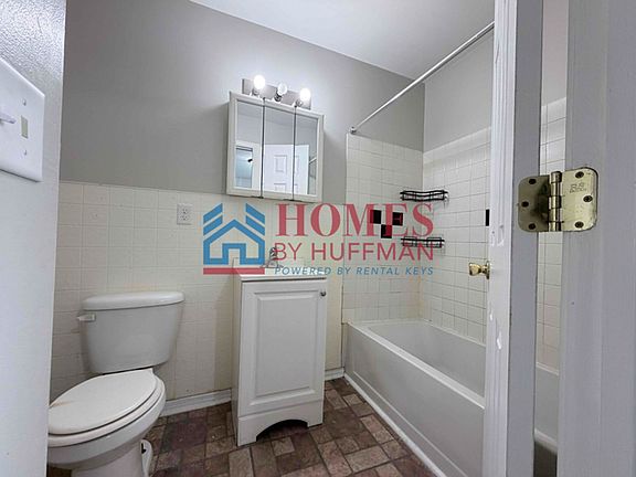 5th image of 4711-4757 Covert Ave #4749