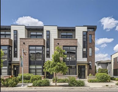 6849 E Lowry Boulevard, Denver, CO, 80230