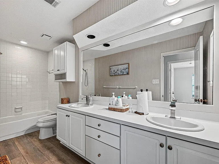 150 Wisteria Walk Cir — Photo 42