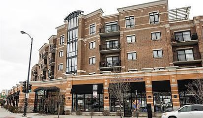 1st image of 5588 N Lincoln Ave APT 204