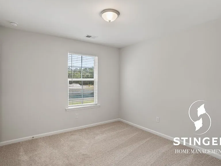 103 Grange Ln — Photo 34