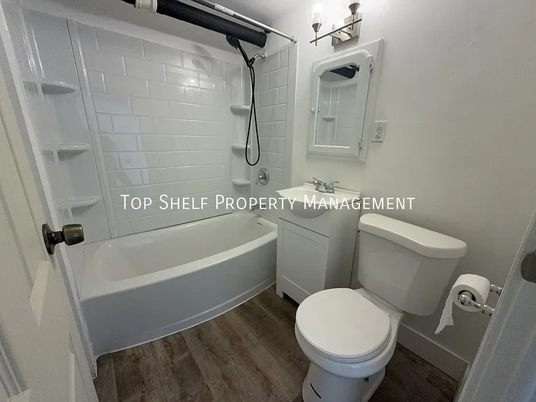 2419 Cottage Grove Ave #7 — Photo 5