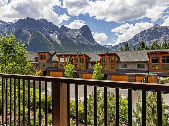 2nd image of 1105 NW Spring Creek Dr #206