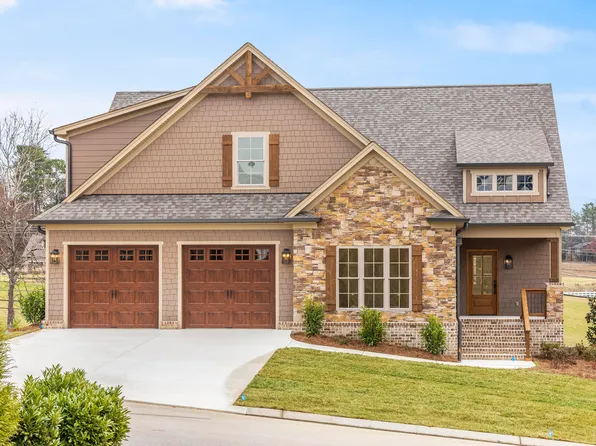 202 Goose Creek Cir, Soddy Daisy, TN 37379