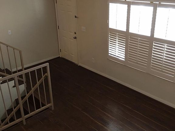 4th image of 248 E Washington Blvd APT 5