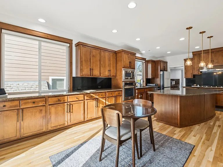 21011 SE 6th Pl — Photo 19