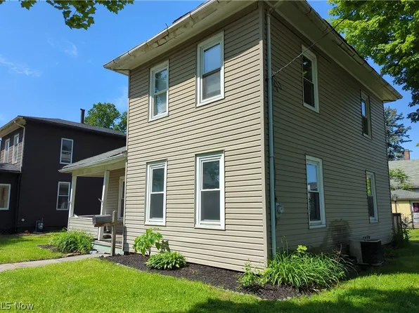 807 6th St SW, Massillon, OH 44647