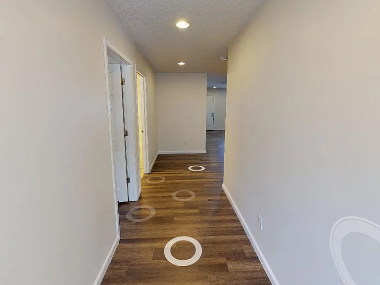1500 E Parham St — Photo 7