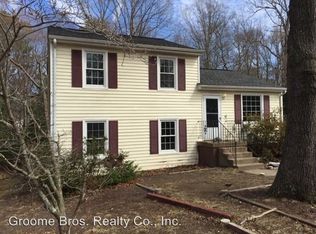 9213 Lost Forest Dr, North Chesterfield, VA 23237