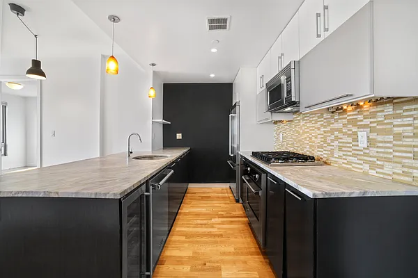 Rented by Oxford Property Group | media 21