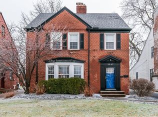 2587 Saybrook Rd, University Heights, OH 44118