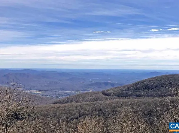 341 Chestnut Pl, Roseland, VA 22967