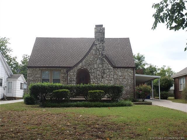 1st image of 1312 S Knoxville Ave