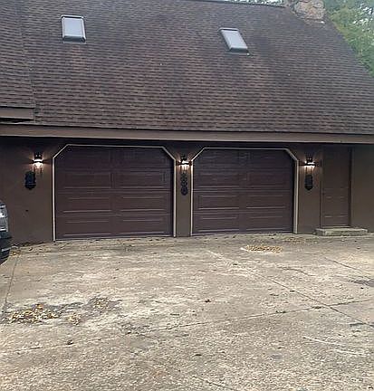 2nd image of 90 S Beechgrove Rd