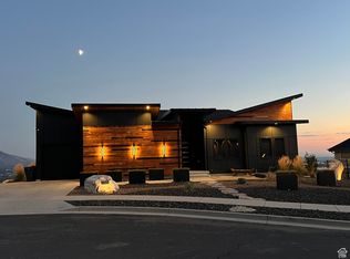 195 E 3575 N, North Ogden, UT 84414