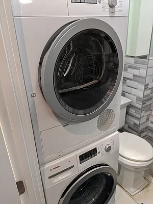 Rented by Avenues Real Estate | media 87