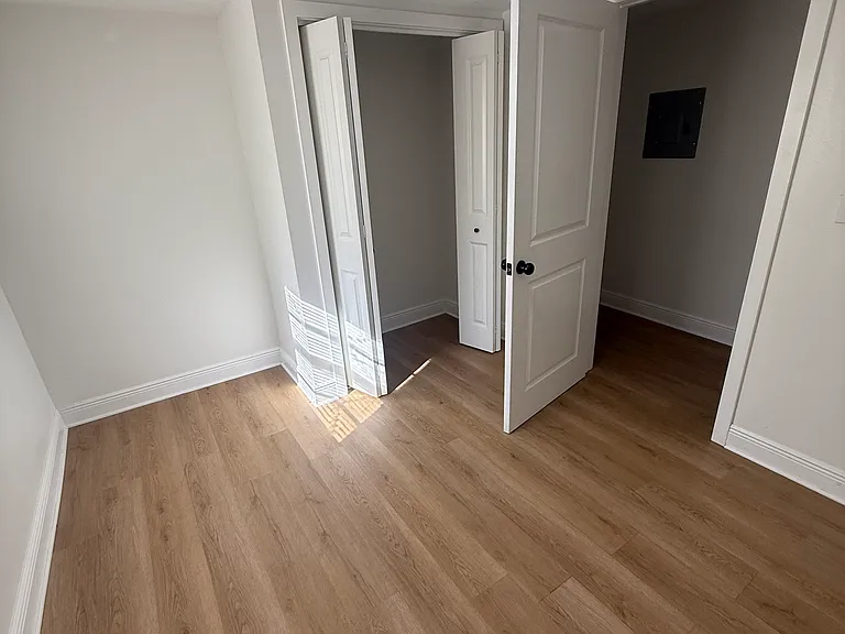 4621 N Hubert Ave #1 — Photo 5