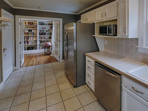 5th image of 558 Noelton Dr