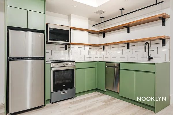 Rented by Nooklyn NYC LLC | media 51