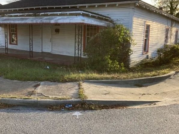 609 N Pinckney St