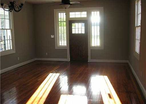 4th image of 2805 Republic St