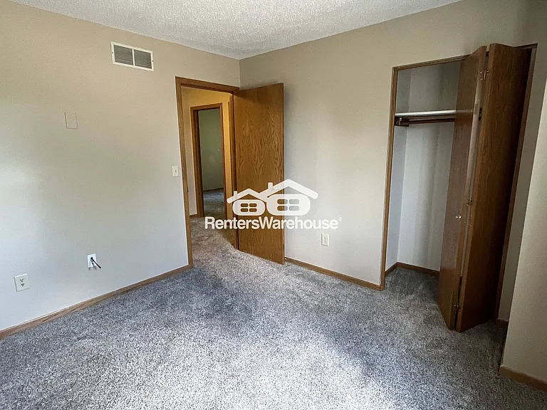 15870 Griffon Path — Photo 17