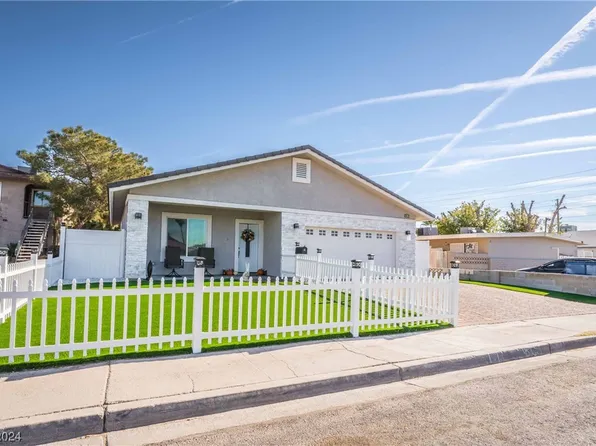 2418 Ellis St, North Las Vegas, NV 89030