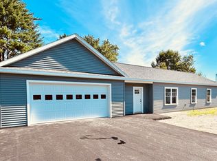 21 Barnet Ave, Waterville, ME 04901