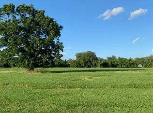 714 Branding Iron Cir, Angleton, TX 77515